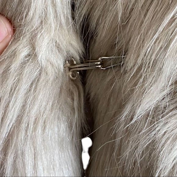 Twik faux fur coat beige size M EUC - Picture 4 of 11